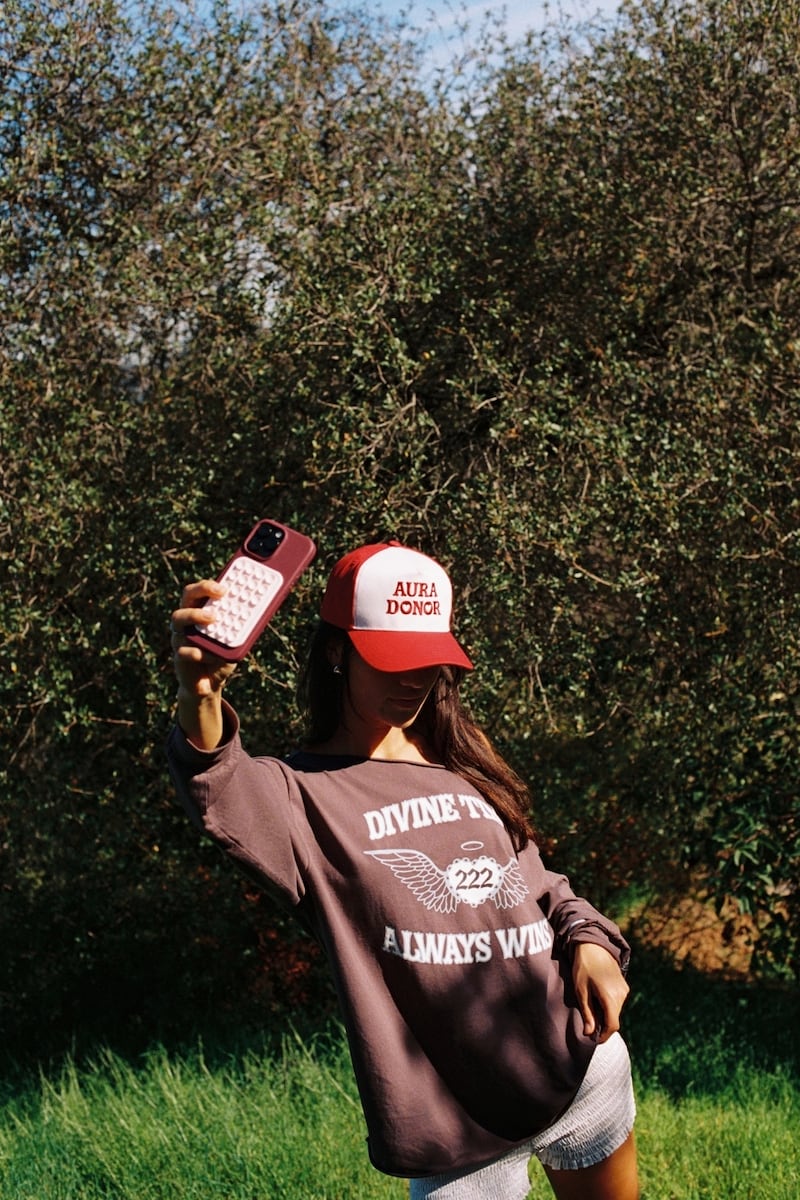 Ôrebella merchandise